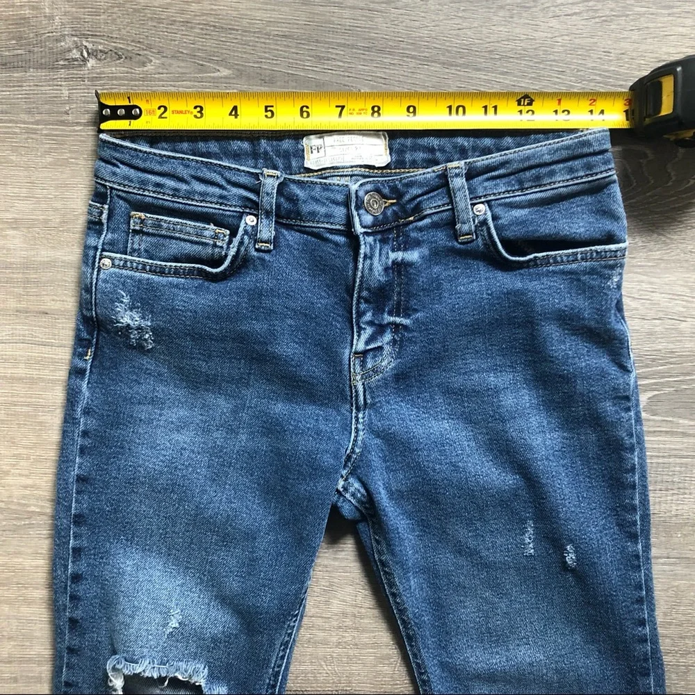 27 FREE PEOPLE Boot Cut, Flare, Cropped, Distressed, wide leg, 27 - Picture 7 of 11